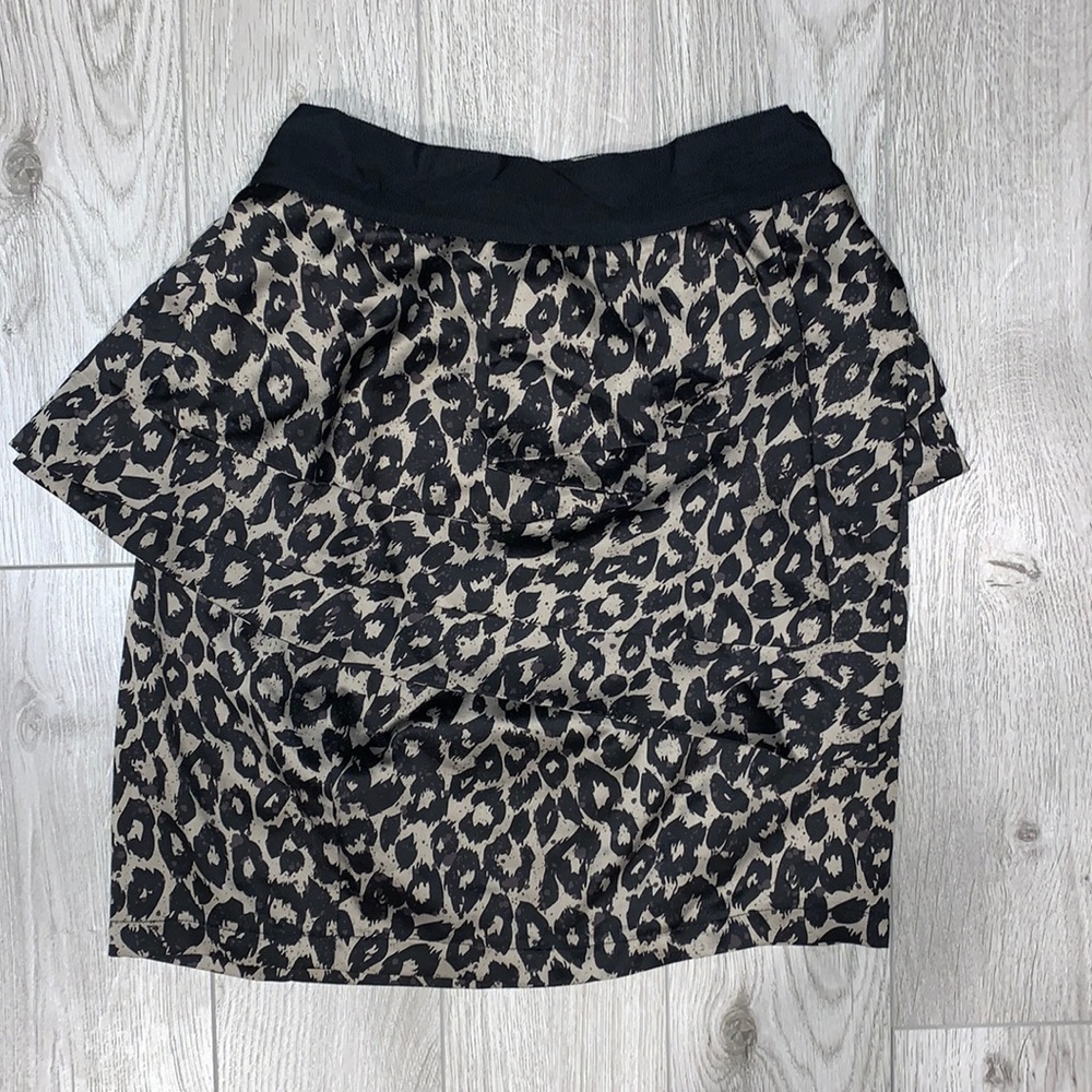 Dynamite Leopard Skirt Size 3